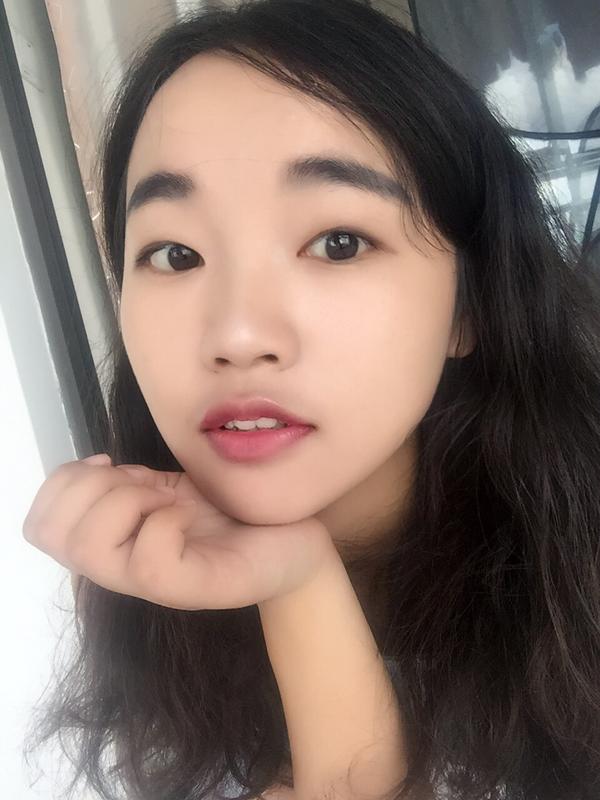 有没有单眼皮也很漂亮的例子呢?