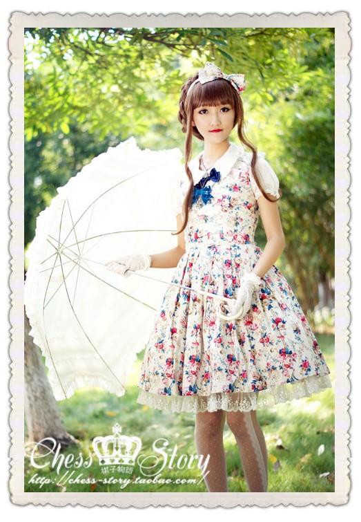 <em>女</em>朋友<em>穿</em>Lolita<em>洋装</em>的时候<em>男生</em>应该怎么搭配? 