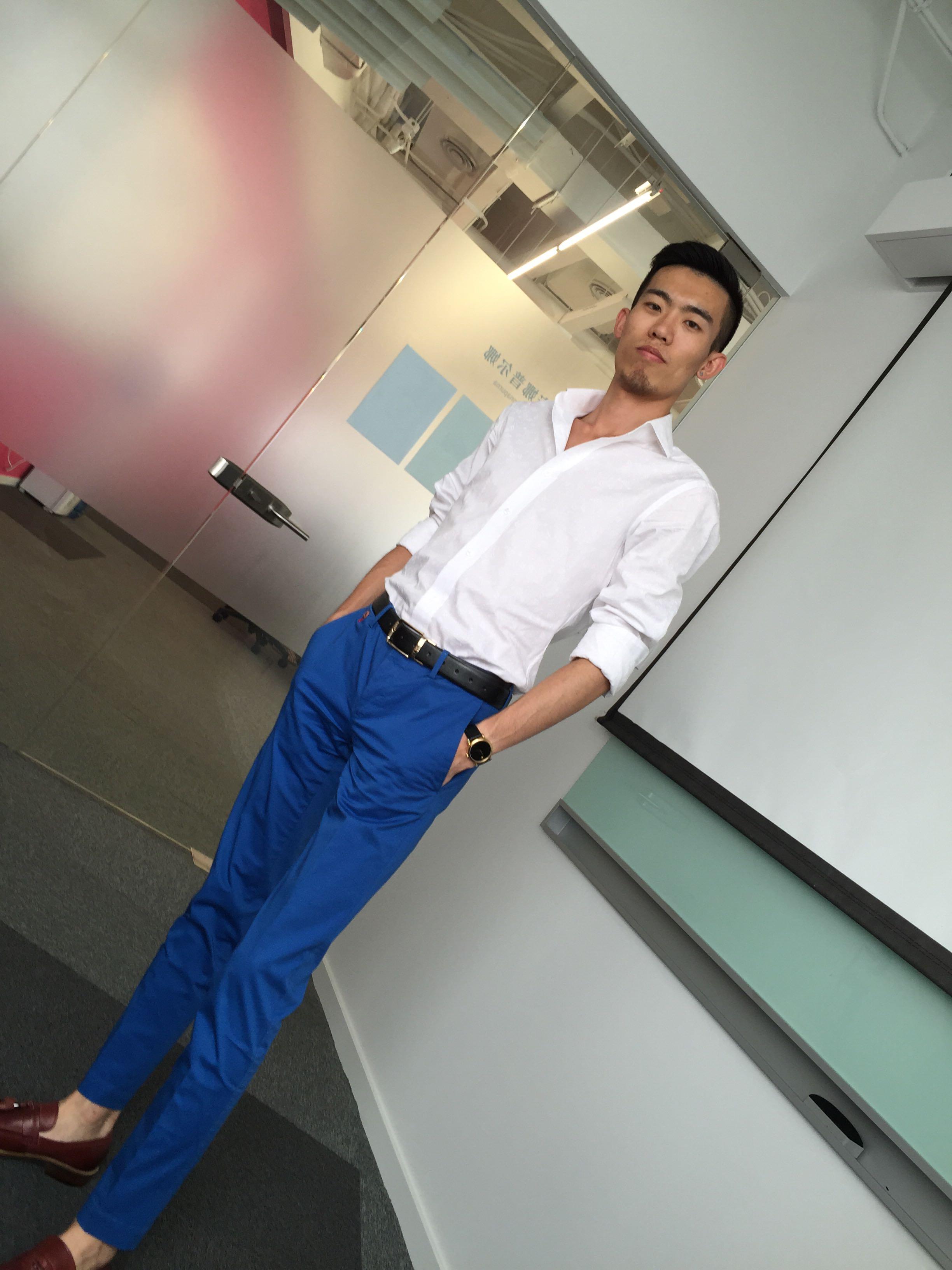 较瘦的男生该怎样穿?