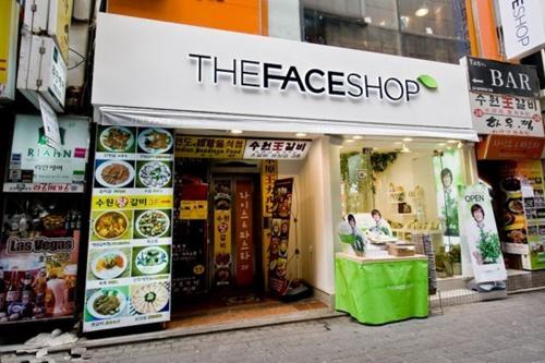 韩国化妆品哪些学校回答好?-芮妮的比较-知国外高中牌子大门图片
