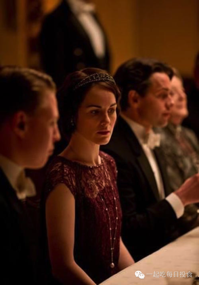 《灰姑娘》的故事里有什么逻辑不对的地方? -