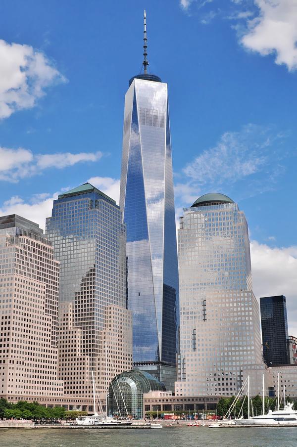 为什么新的世贸大楼建了那么多年,2001年911,现在2013