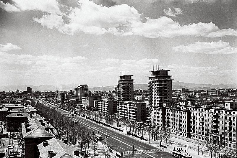 1949年建国后至改革开放前,中国建造了哪些著名建筑?