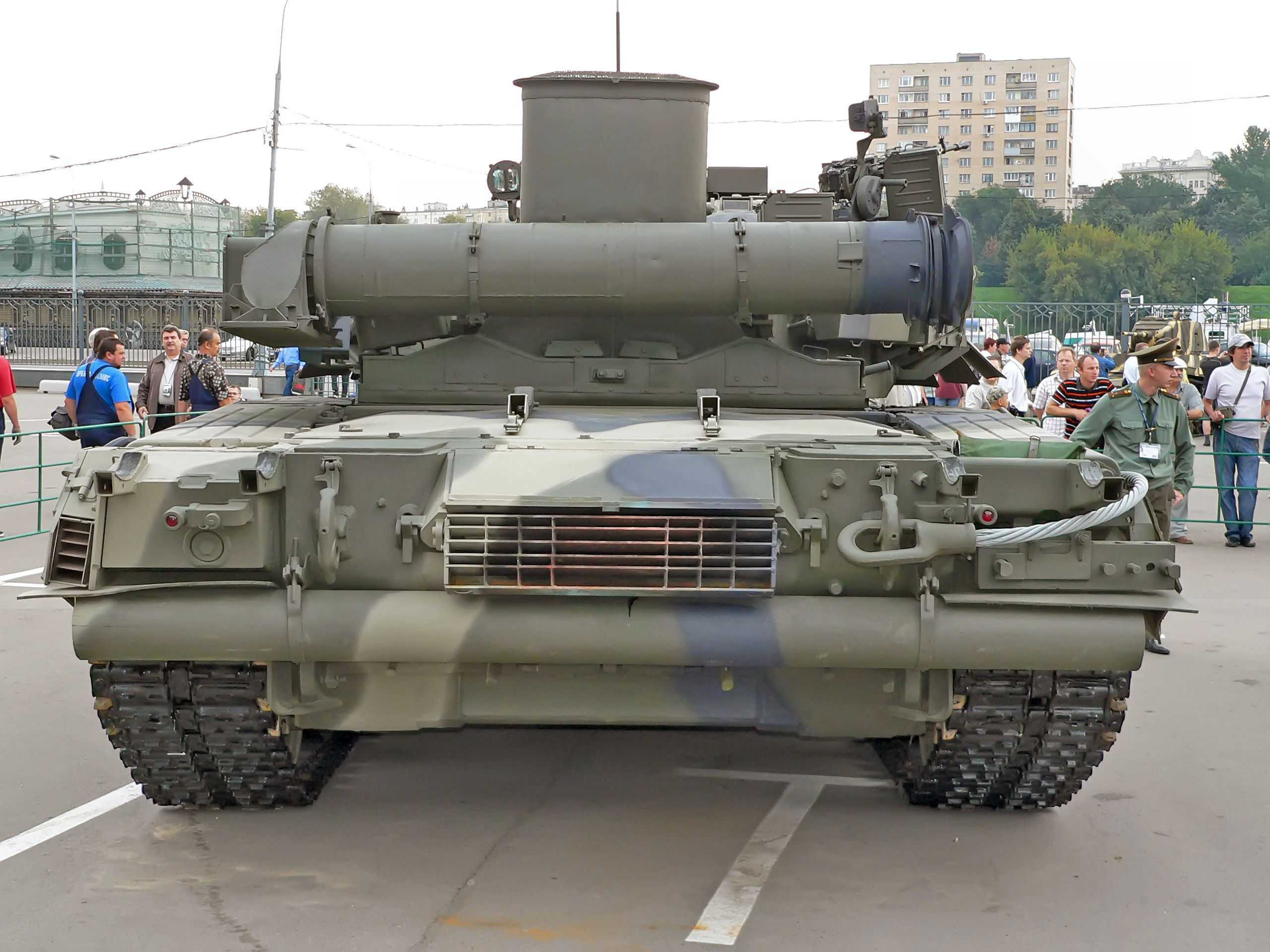 (source: t-80u main battle tank walk around page 13) t-80u的