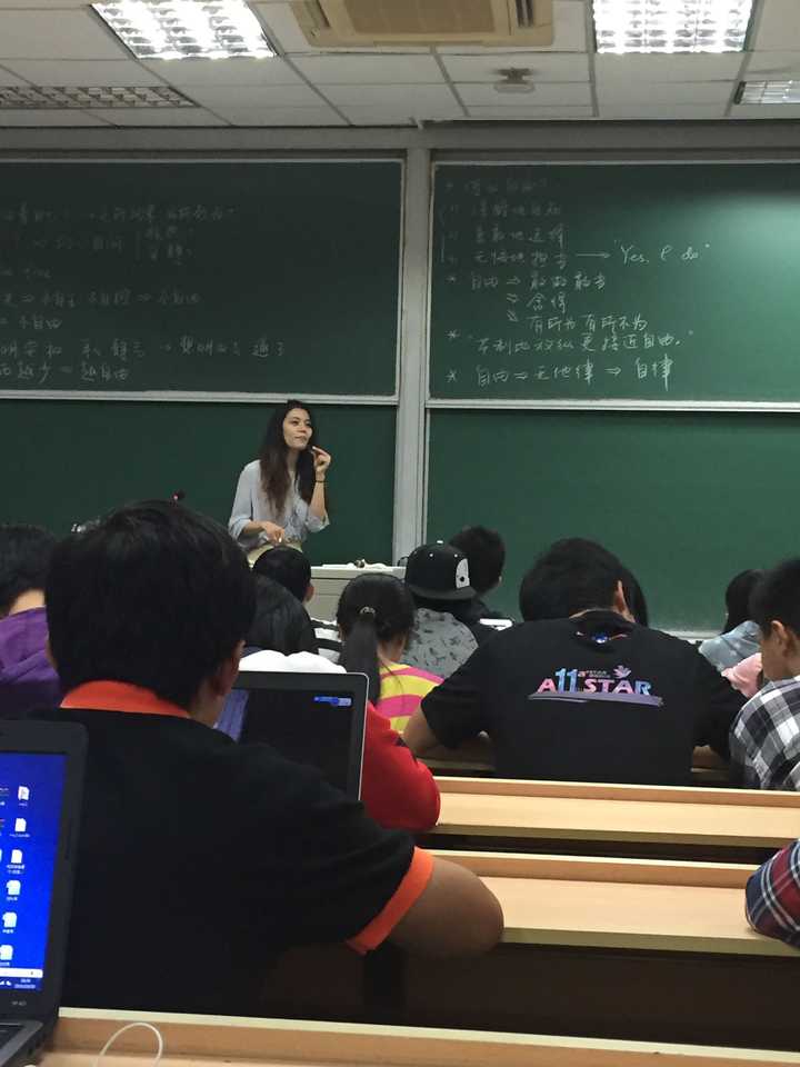 复旦大学陈果老师是怎样一个人?
