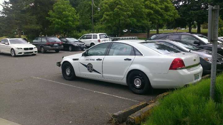 停车场偶遇华盛顿州巡警(washington state patrol) 的chevrolet