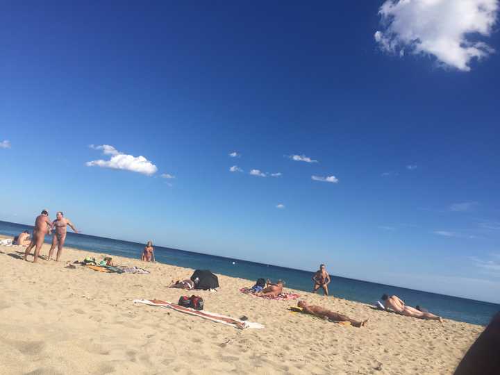 在国外晒裸体海滩是怎样一种体验?