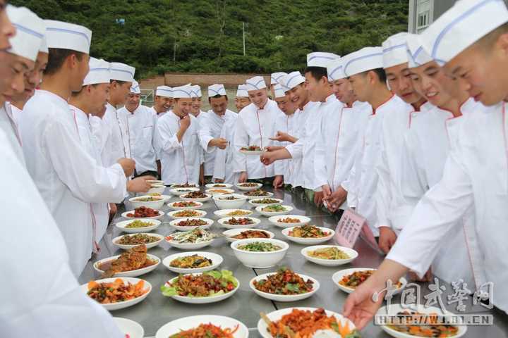 部队中的炊事班做饭的味道怎么样?