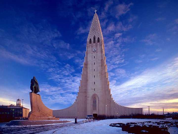 冰岛雷克雅未克大教堂.