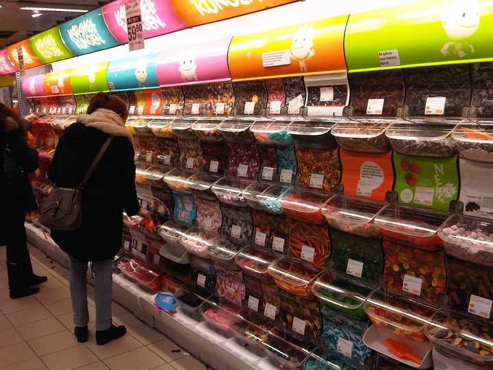 1. estrella 的薯片,超级好吃,完爆kettle和pringles.