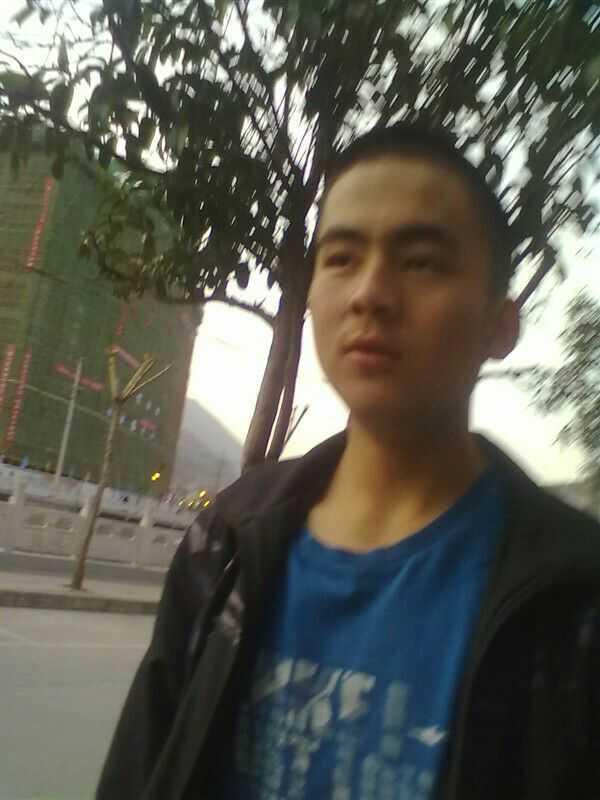 哈哈(ω)hiahiahia          最后想对胖胖的男生说其实有些妹子还是