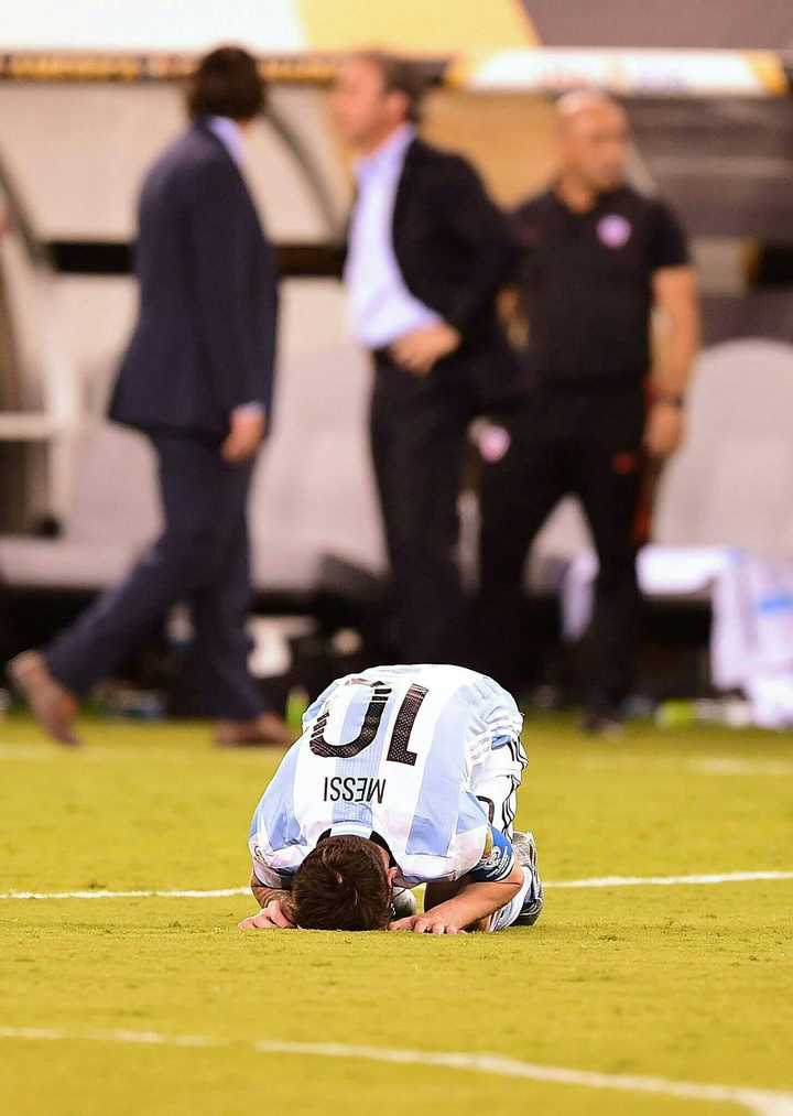 如何看待梅西宣布退出阿根廷国家队?对他今后的职业生涯有哪些影响?