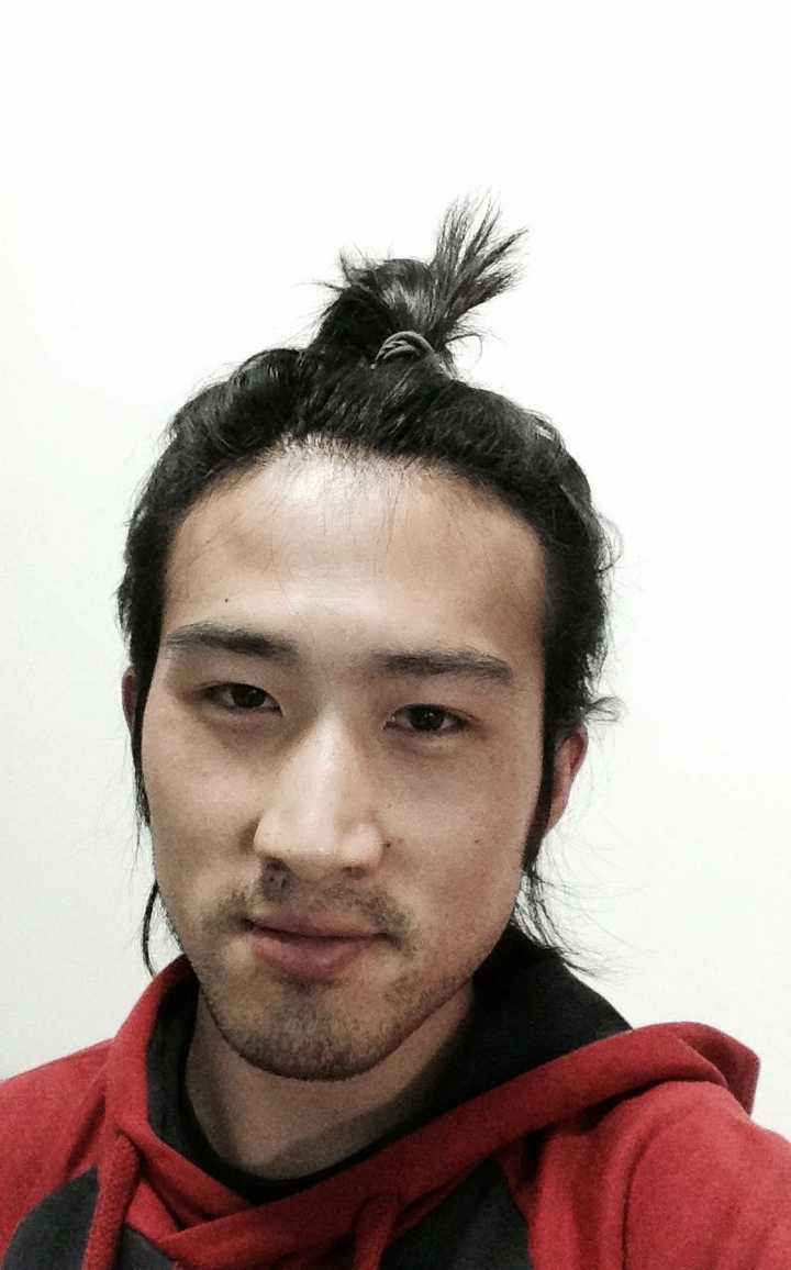 长发男们,你们有什么蓄发的经验和经历可以谈谈?