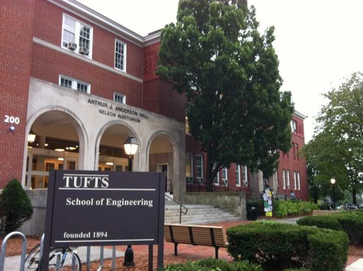 在塔夫茨大学(tufts university)就读是怎样一番体验?