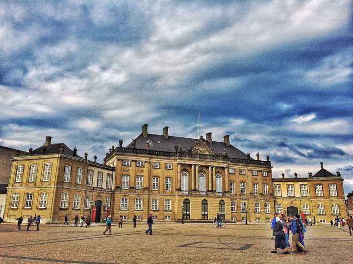 palace,议会所在地克里斯蒂安堡宫(christiansborg palace,玫瑰堡宫