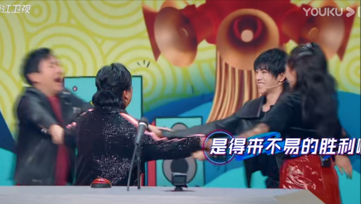 华晨宇是不是喜欢关晓彤?