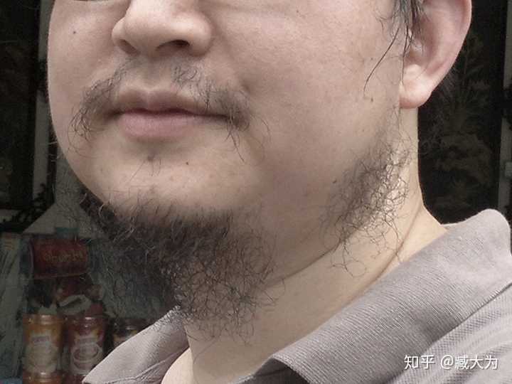 中国男人大部分一辈子也留不了恩格斯的大胡子,基因问题.毛发不旺盛.