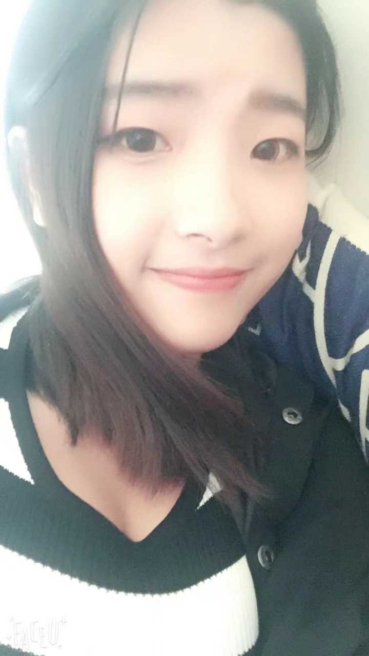 我胸大人瘦 长的也还好! 但是! 我.我.我 xx长的矮.