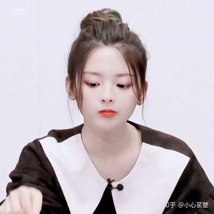 杨超越有哪些很绝的图?
