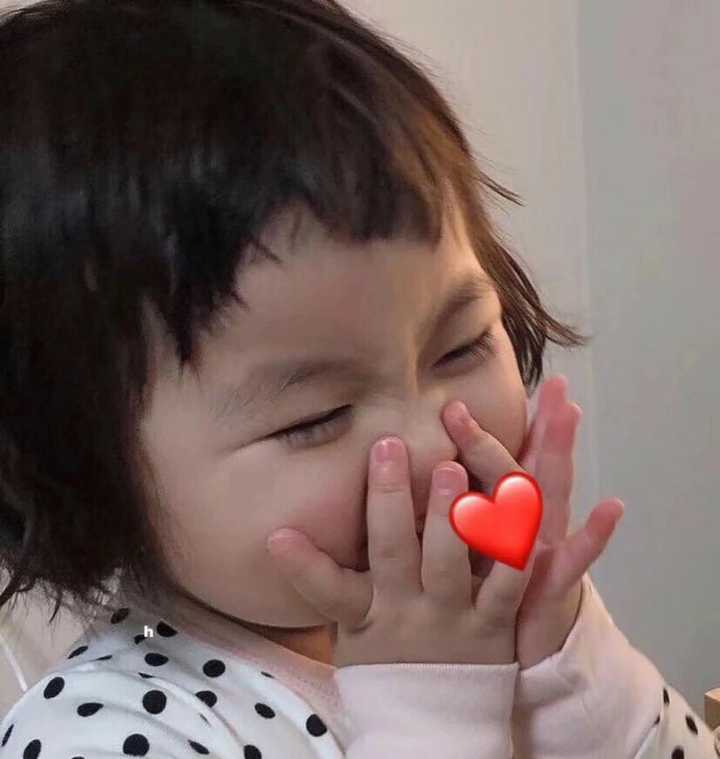 有哪些跟沙雕的头像和壁纸或者小玩意儿?