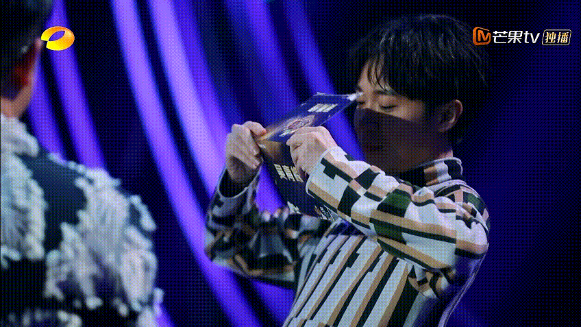 如何评价吴青峰的歌词?