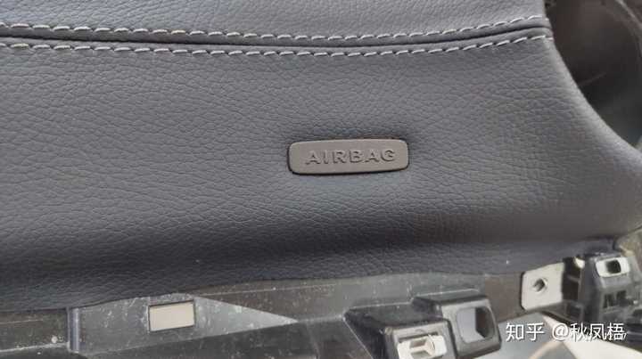 注意这个airbag ,就是气囊