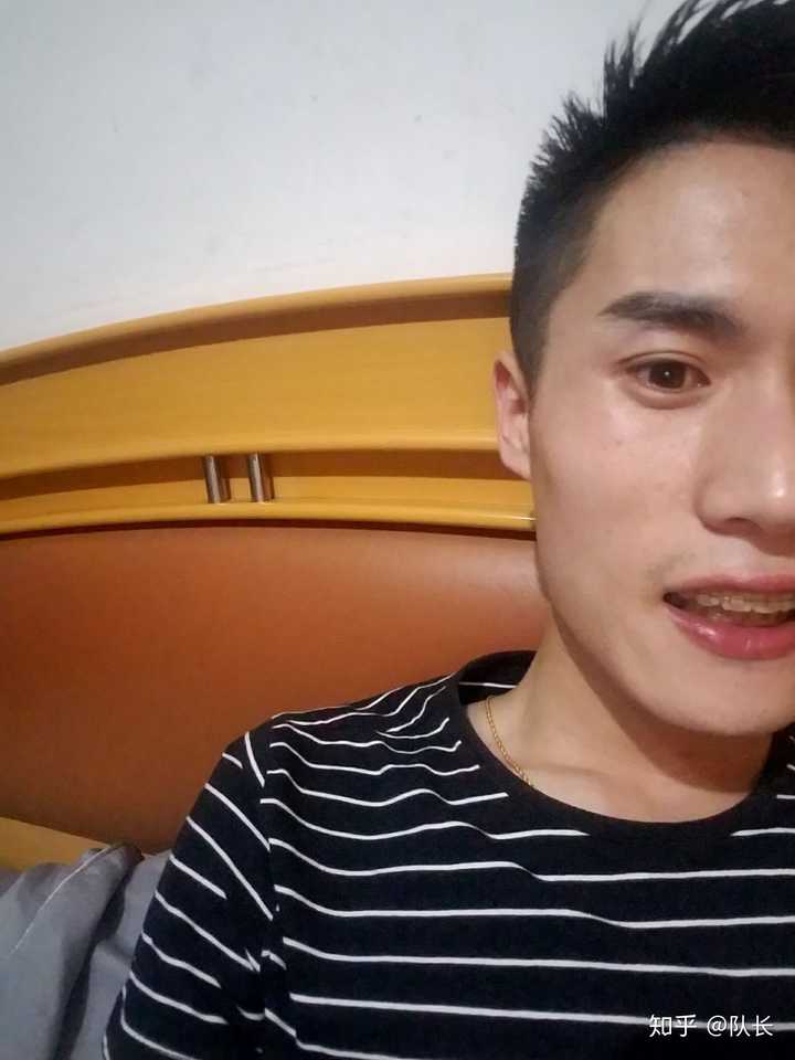 帅的男生是如何一步步变丑的?