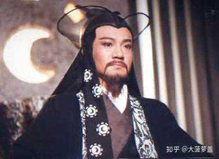 林青霞在1992年上映的《笑傲江湖之东方不败》中成功反串了一个东方