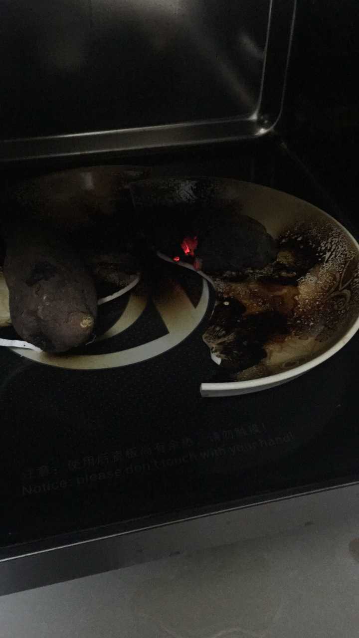 微波炉烤红薯会炸吗?