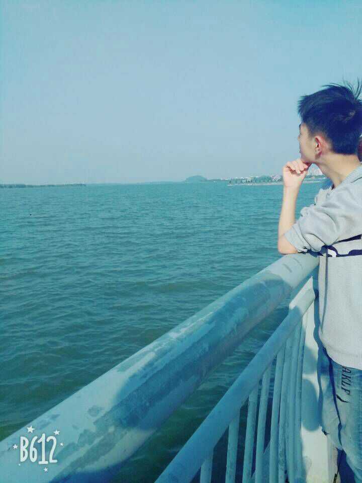 长时间没有男朋友感觉真的是各种空虚寂寞冷.