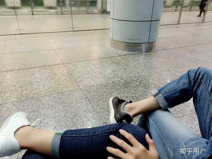 网恋第一次见面是什么感受
