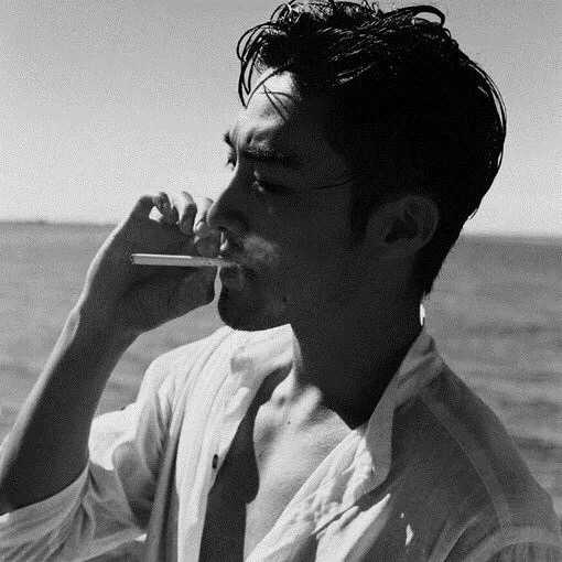 有没有那种高逼格好看的微信男头像?