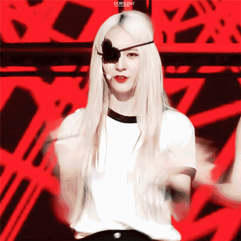 郑秀晶 属于舞台的人,却有可能再也无法以女团的身份登上舞台了.