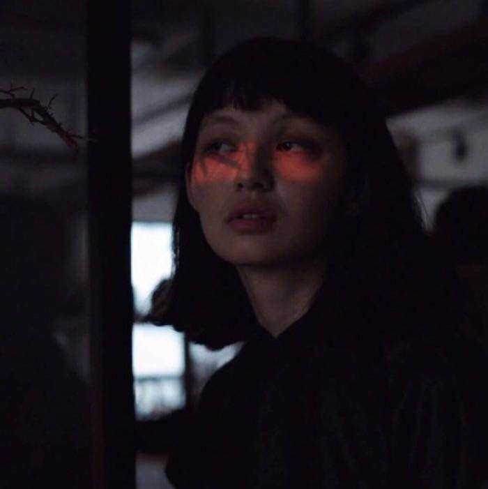满满的厌世感.   .我好稀罕