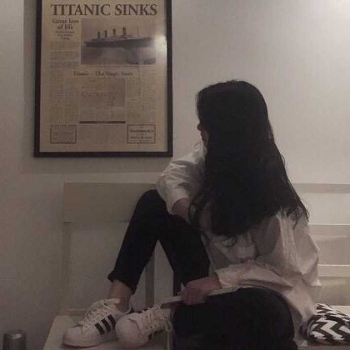 有什么看起来很不好惹 很高冷的女生头像?
