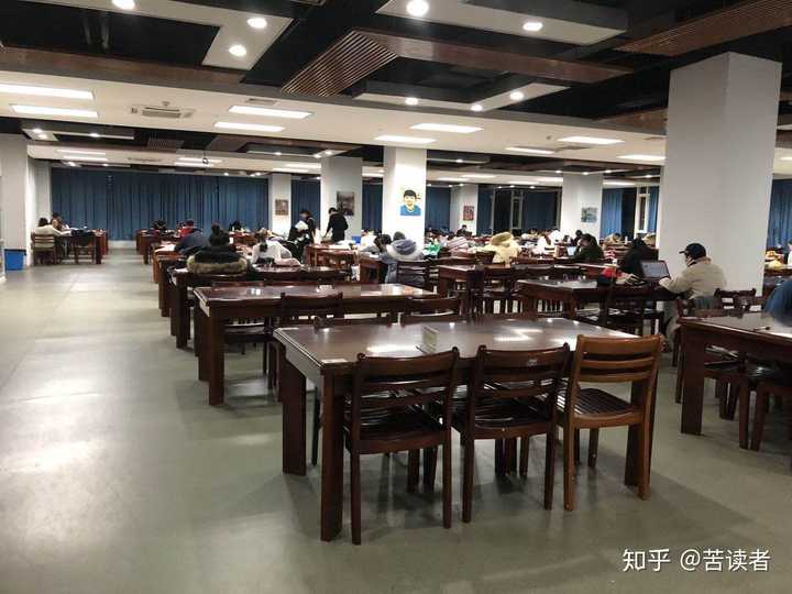 杭州师范大学的图书馆或教室环境如何?是否适合上自习