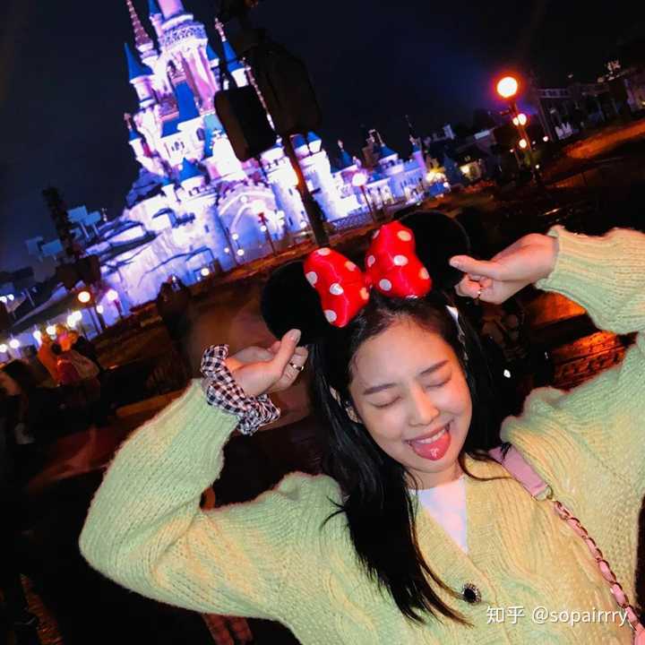 但是jennie真的超级适合做头像!
