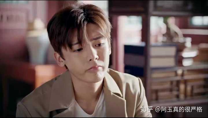 最近看了侯明昊演的秦岭神树,对这个演员挺有好感的,但是最近好像都没