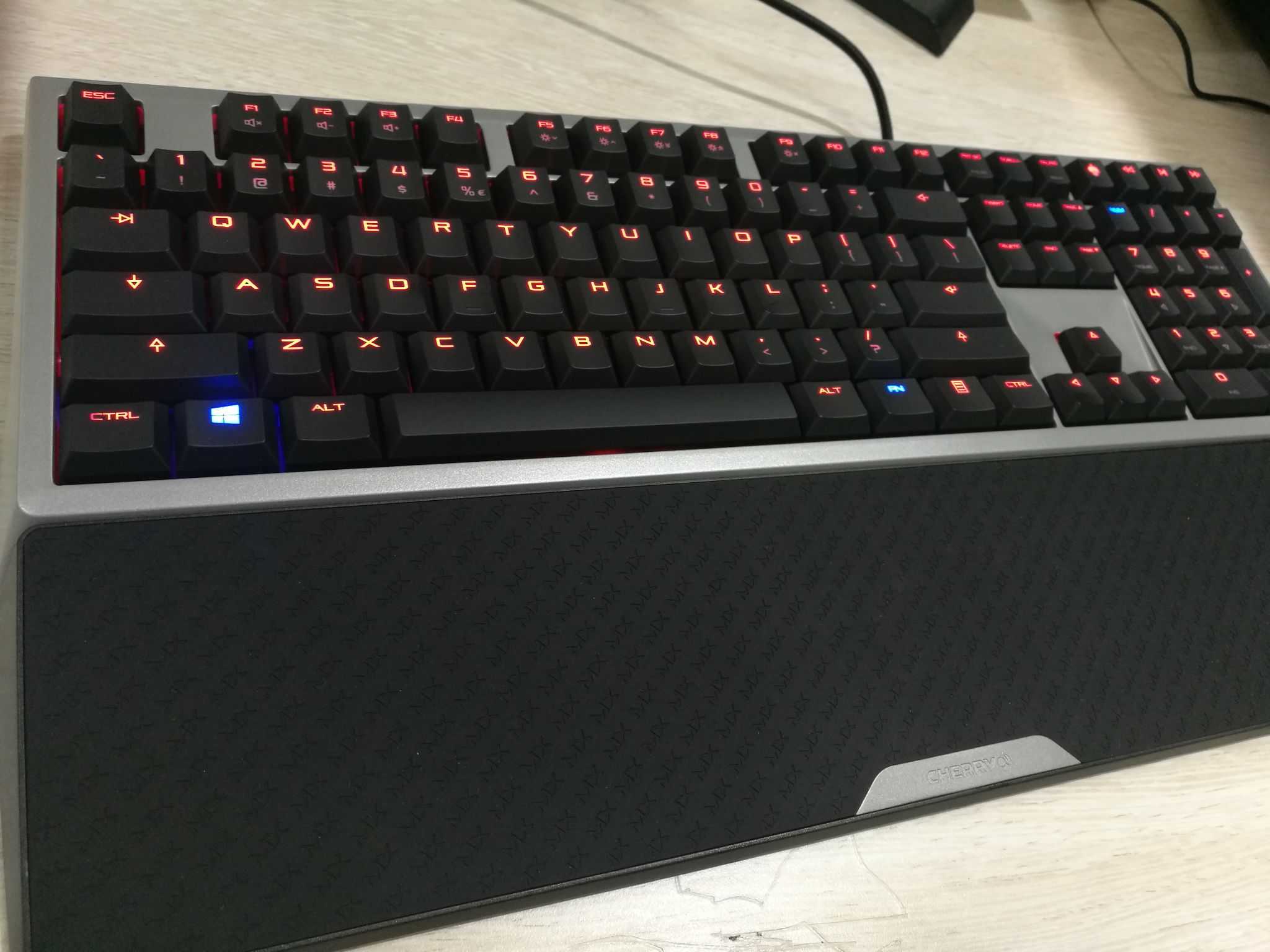 巧克力品牌 知乎_机械键盘品牌 知乎_巧克力键盘 知乎