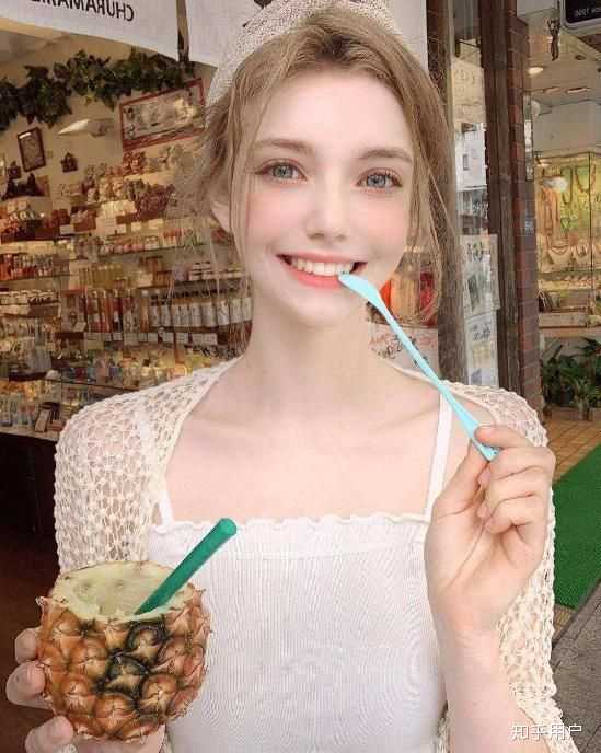 chloe,德韩混血小姐姐,我太吃她的颜了