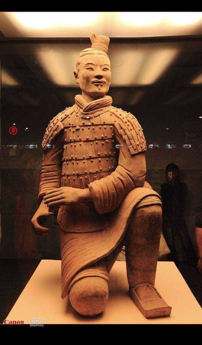 不仅陕西,很多汉人也长这样.