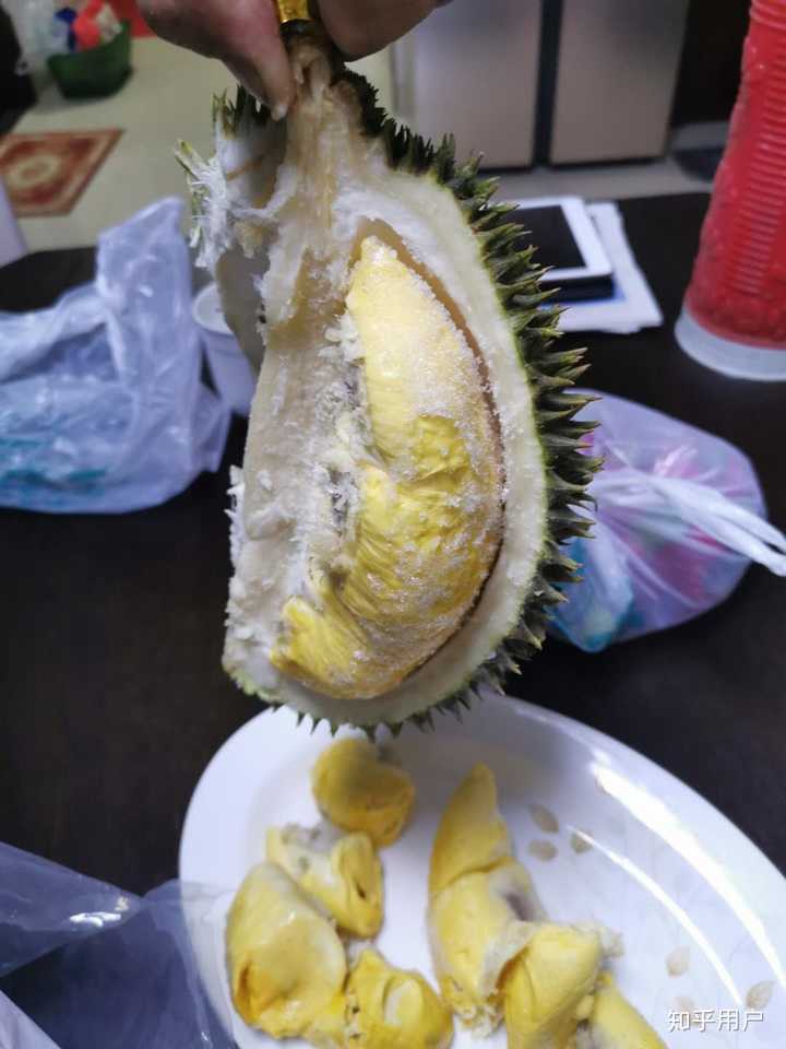 请问吃猫山王榴莲是怎样一种体验?