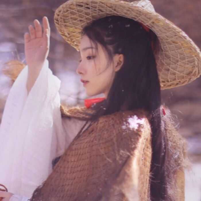 有无仙气一点的古风真人女生头像?