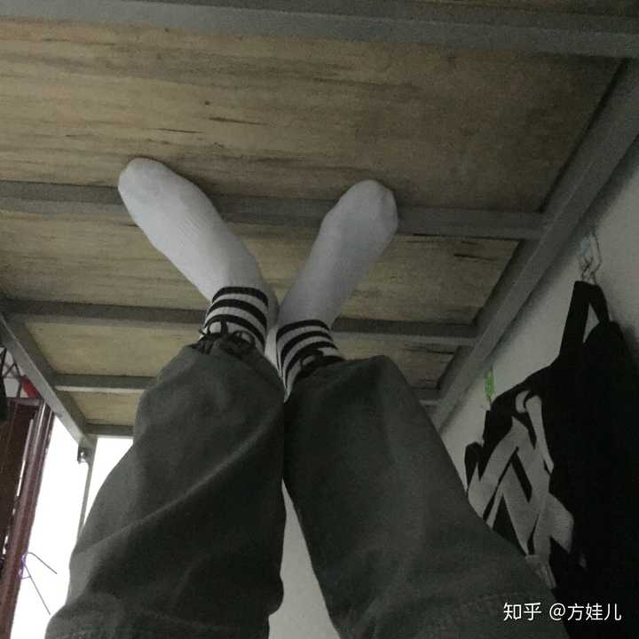 男生穿白袜特别好看的是怎样的体验?