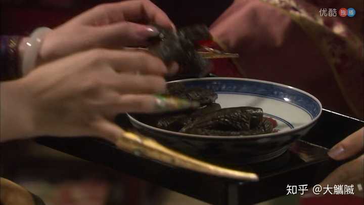华妃吃酸黄瓜真的好可爱啊