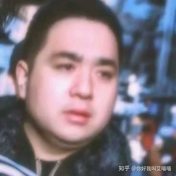 很简单,打倒千玺的现任助理胖虎.