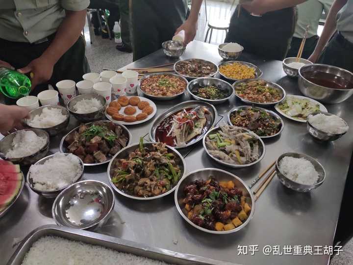 现在各国军队的伙食都怎么样?