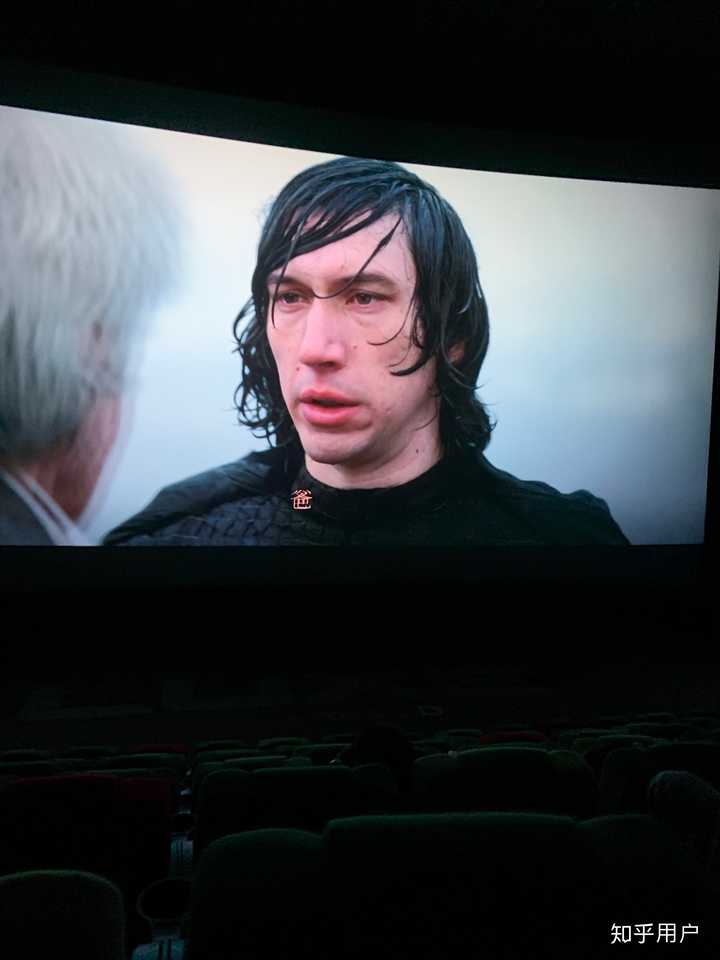一句话简评:一团乱麻 司机哥( adam driver)的表演是唯一的亮点