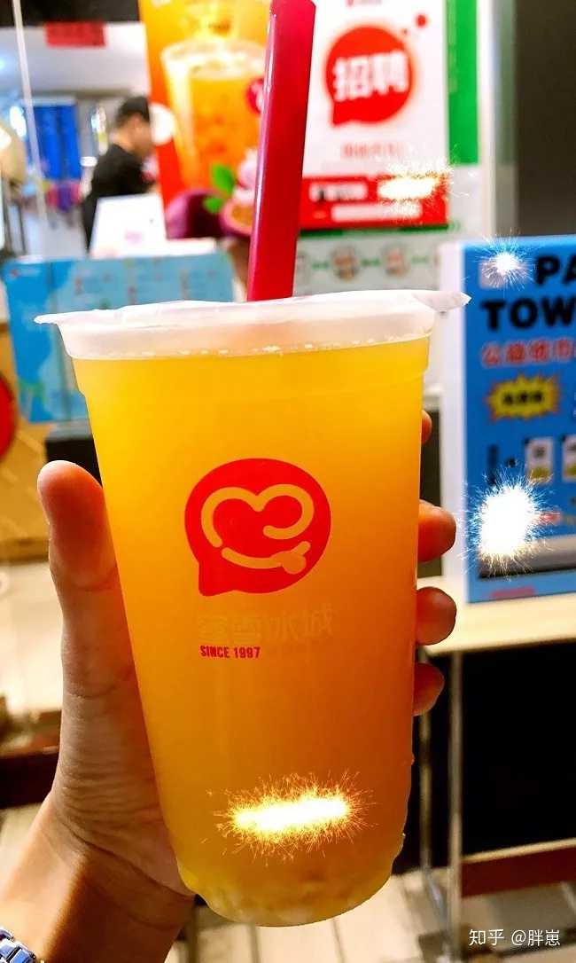 蜜雪冰城为啥这么便宜而且味道也不错?
