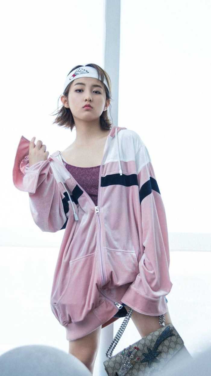 求张子枫妹妹壁纸无水印!要干干净净的那种!